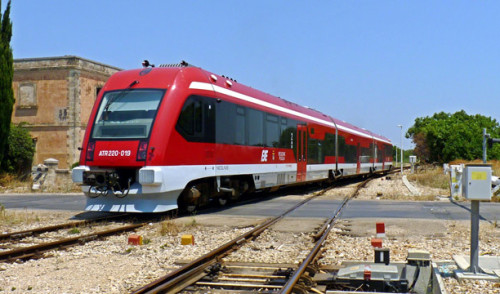 Treno delle Sud-Est svia all’altezza di Castellana Grotte, nessun ferito