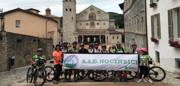 Spoleto – Norcia: i bikers della Nocinbici percorrono la ferrovia dismessa