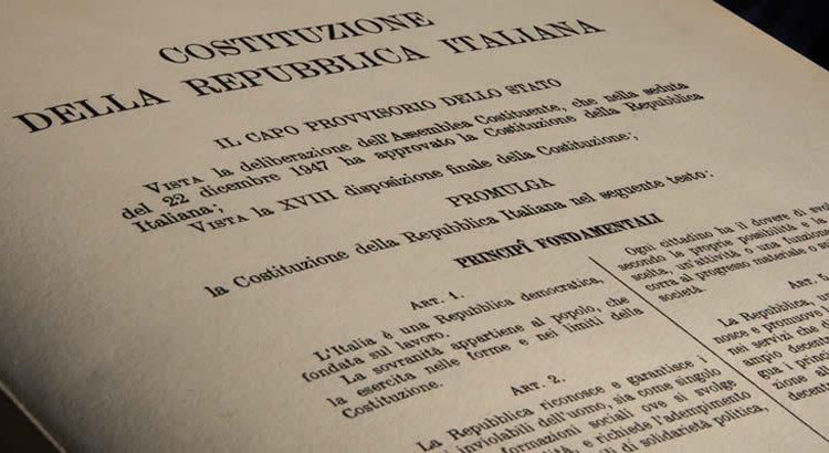 La Costituzione nelle scuole, Liuzzi: “Obbligatorietà creerà cittadini consapevoli”