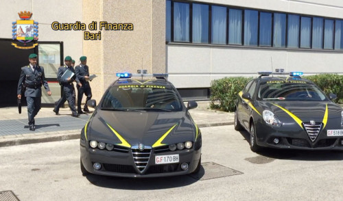 Tangenti e appalti truccati, eseguiti provvedimenti cautelari nel Sud Barese