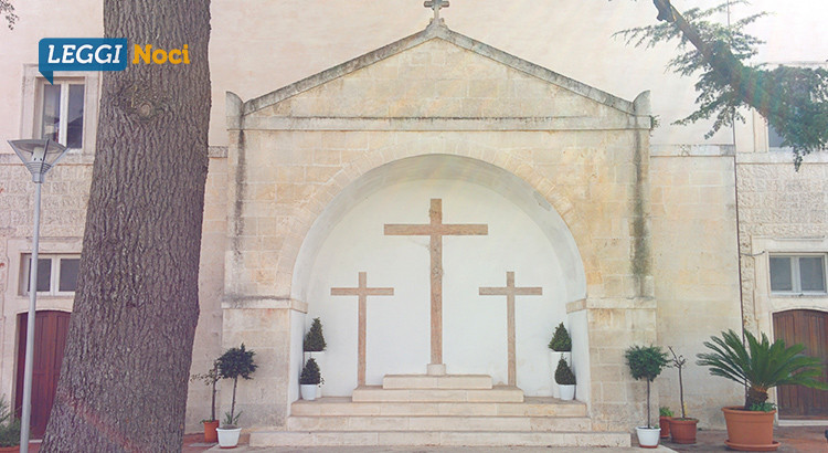 Calvario: in restauro il Crocifisso del 1968