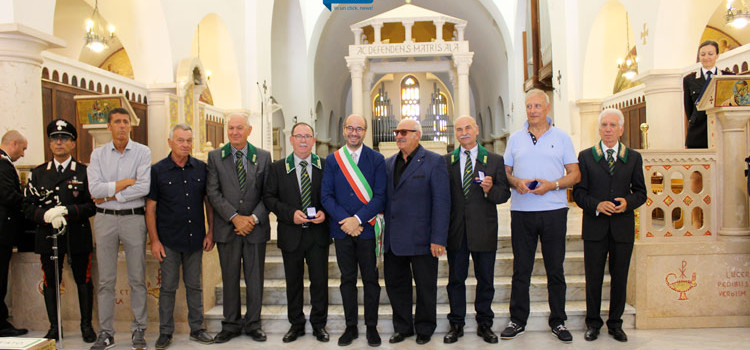 I Cc Forestali omaggiano San Giovanni Gualberto, encomi per i congedati