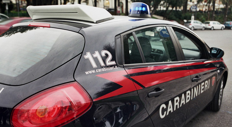 Servizi dei Carabinieri anti-droga e contro i furti nelle piazze