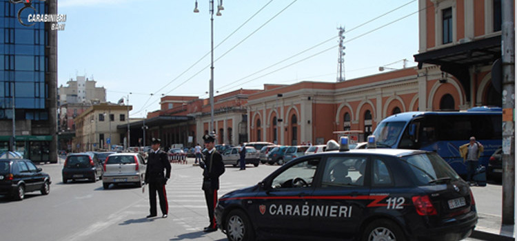 Arrestati dai Carabinieri due gambiani per rapina ad un passante e resistenza a pubblico ufficiale