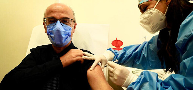 Lopalco: “Attivati 26 punti di vaccinazione”