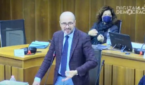 Consiglio Comunale: riflessioni e un minuto di silenzio per l’Ucraina