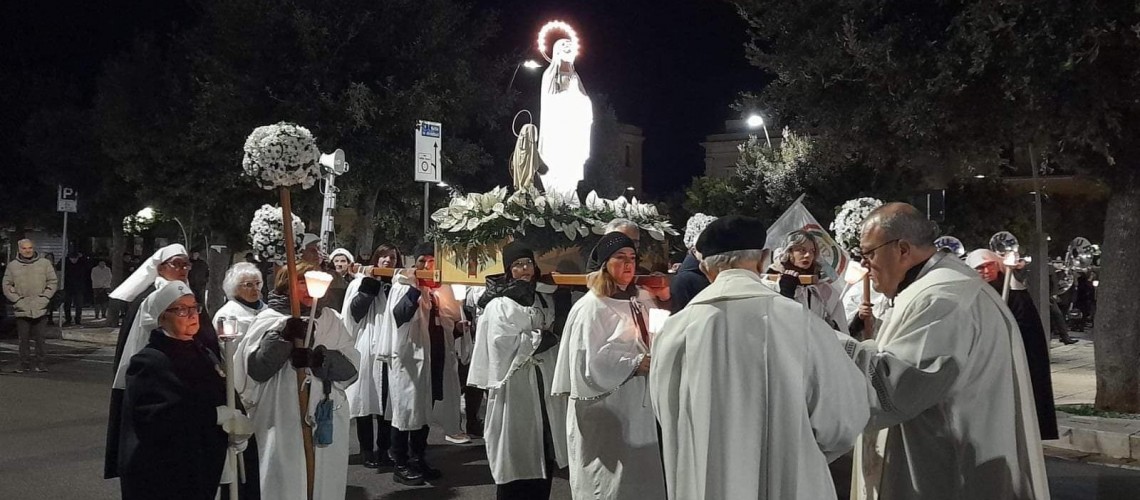 Processione in onore alla Madonna di Lourdes: tra devozione e unione