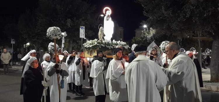 Processione in onore alla Madonna di Lourdes: tra devozione e unione